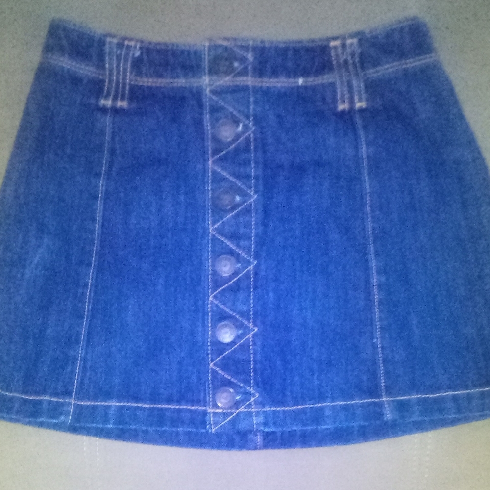Hollister Size 0 or Teen Button Down Jean Skirt